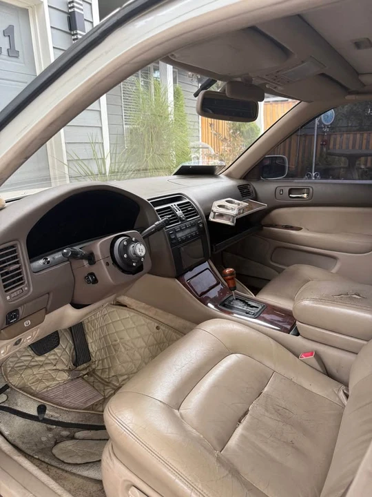 1995 Lexus LS 2nd Gen - Image 13 of 13