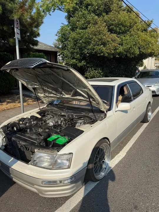 1995 Lexus LS 2nd Gen - Image 4 of 13