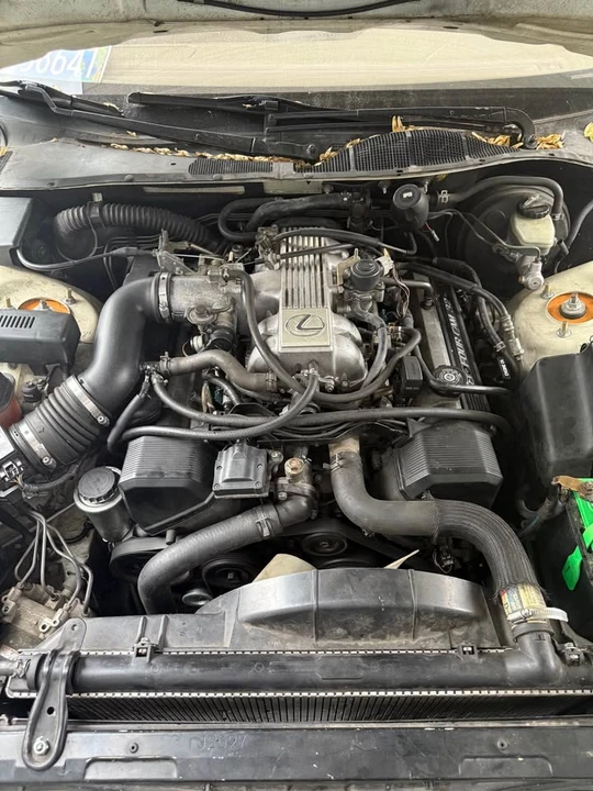 1995 Lexus LS 2nd Gen - Image 8 of 13