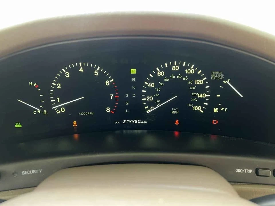 1995 Lexus LS 2nd Gen - Image 15 of 16