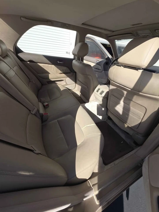 1995 Lexus LS 2nd Gen - Image 13 of 14