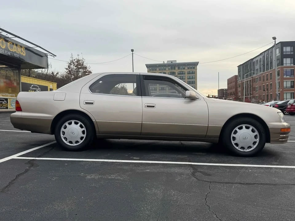 1995 Lexus LS 2nd Gen - Image 7 of 20