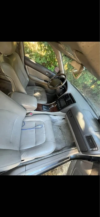 1995 Lexus LS 2nd Gen - Image 4 of 7