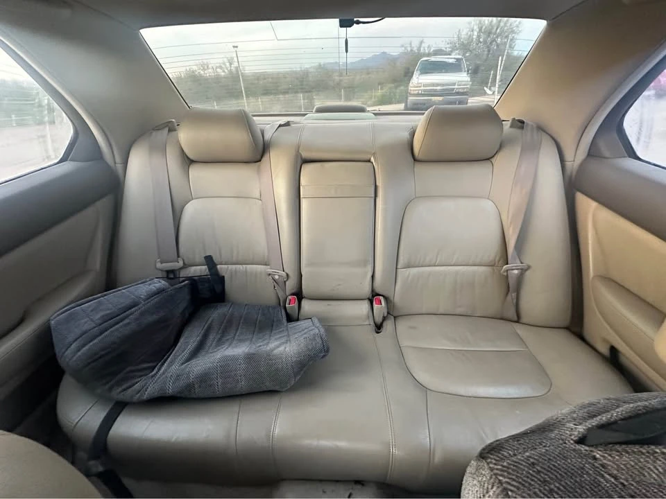 1995 Lexus LS 2nd Gen - Image 8 of 10