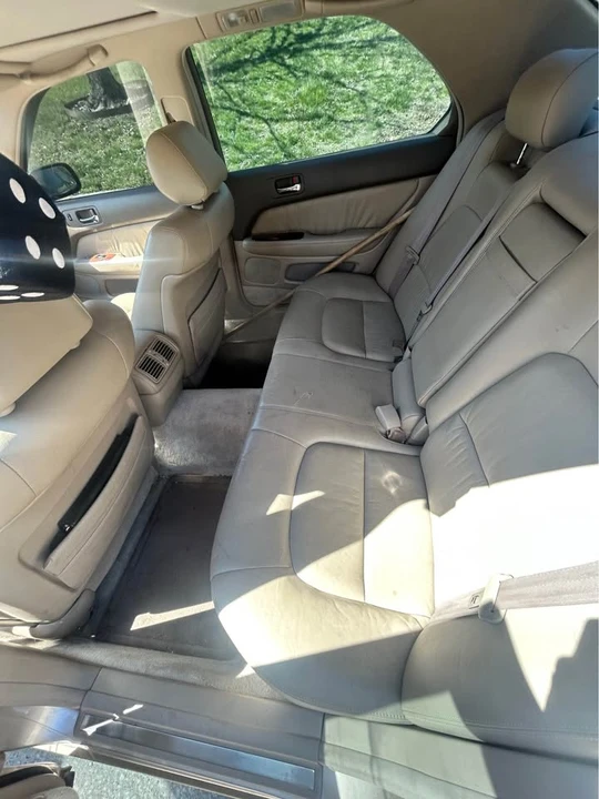 1995 Lexus LS 2nd Gen - Image 7 of 8