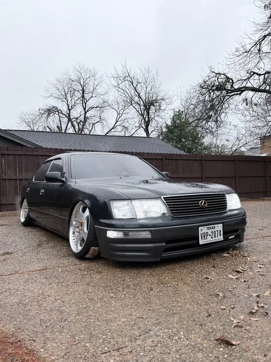 1995 Lexus LS 2nd Gen - Image 3 of 7
