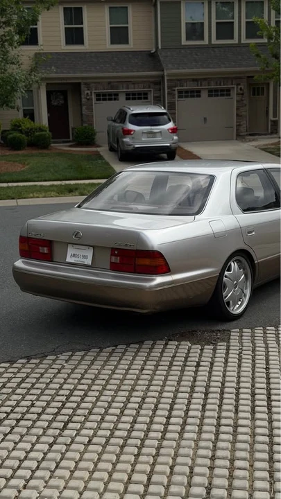 1995 Lexus LS 2nd Gen - Image 6 of 17