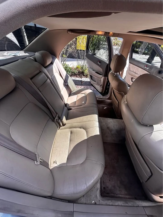 1995 Lexus LS 2nd Gen - Image 9 of 17