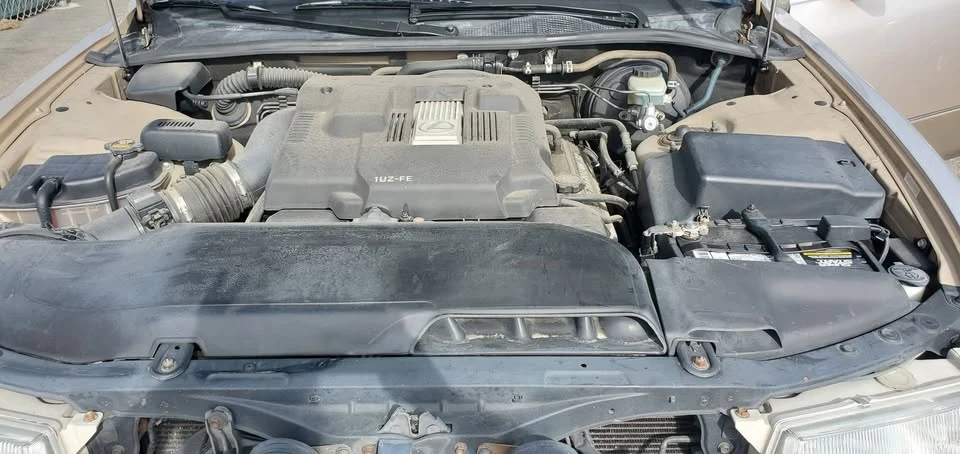 1995 Lexus LS 2nd Gen - Image 2 of 11