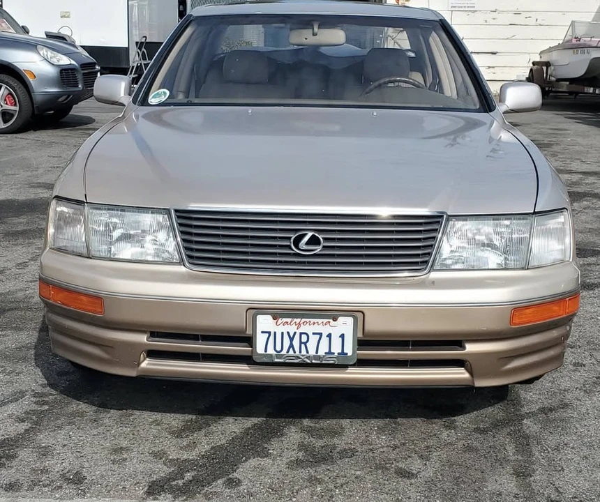 1995 Lexus LS 2nd Gen - Image 11 of 11
