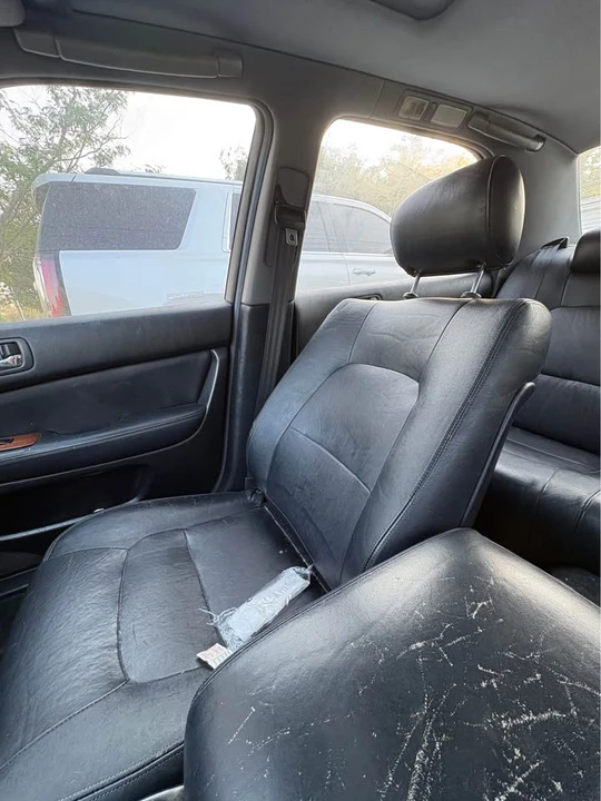 1995 Lexus LS 2nd Gen - Image 9 of 12
