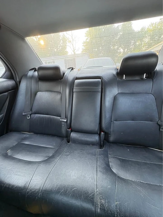 1995 Lexus LS 2nd Gen - Image 11 of 12