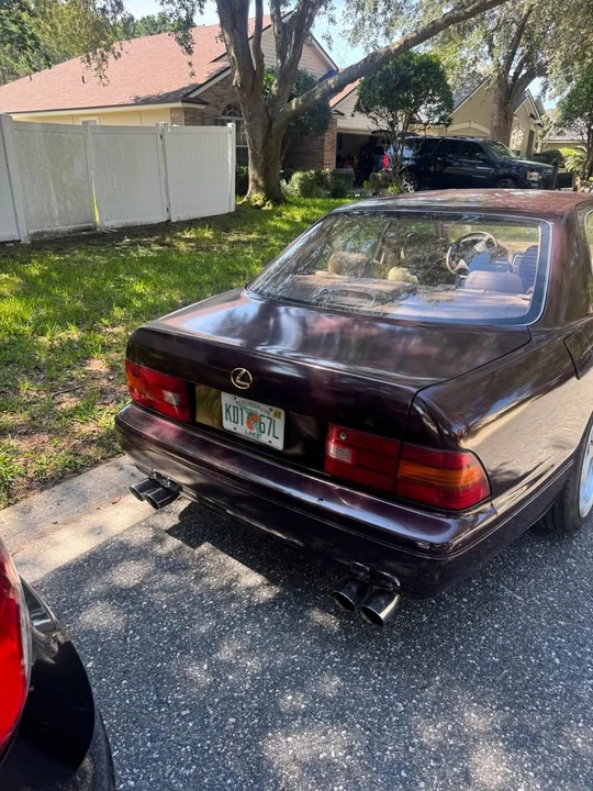 1995 Lexus LS 2nd Gen - Image 4 of 11