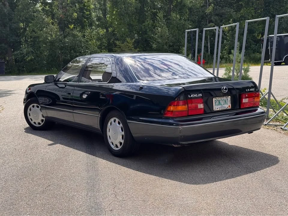 1995 Lexus LS 2nd Gen - Image 3 of 16