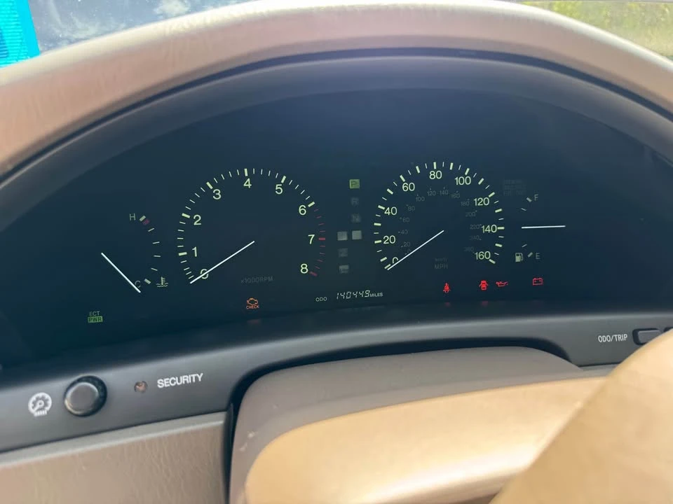1995 Lexus LS 2nd Gen - Image 7 of 16