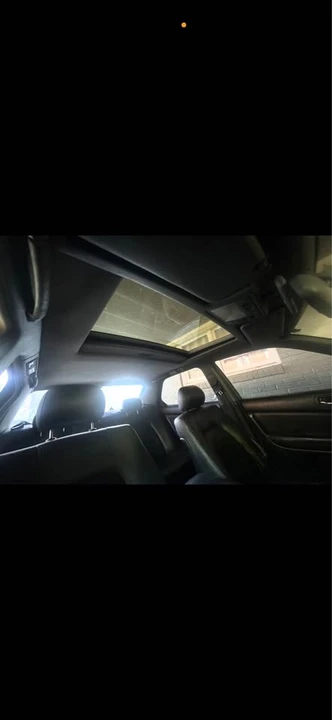 1995 Lexus LS 2nd Gen - Image 4 of 8