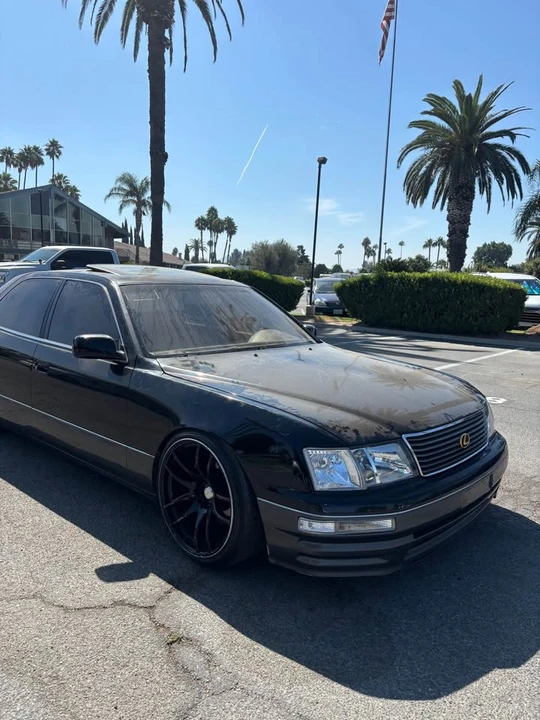 1995 Lexus LS 2nd Gen - Image 7 of 7