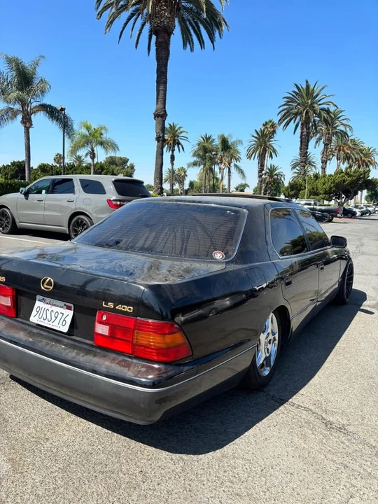 1995 Lexus LS 2nd Gen - Image 5 of 7