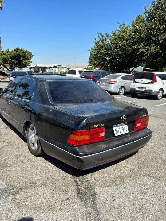1995 Lexus LS 2nd Gen - Image 4 of 7