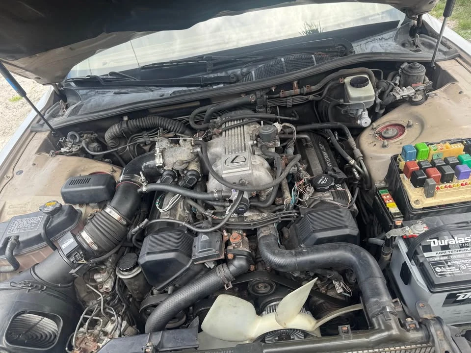 1995 Lexus LS 2nd Gen - Image 8 of 8