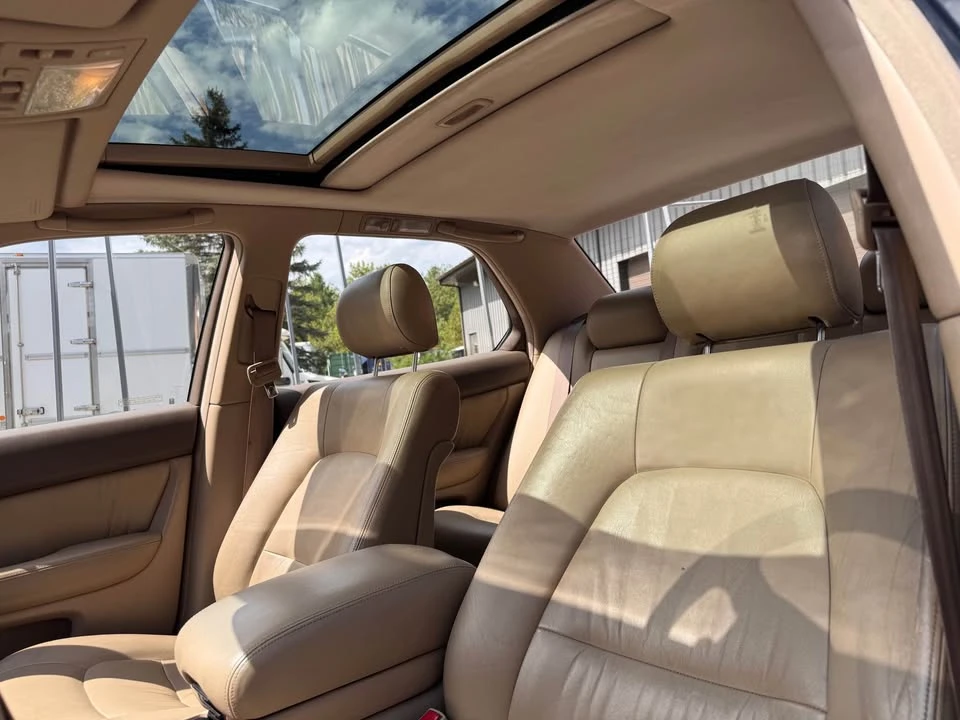 1995 Lexus LS 2nd Gen - Image 9 of 16