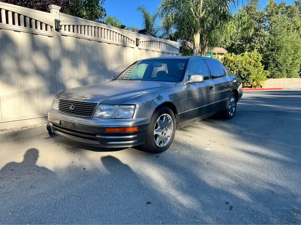 1995 Lexus LS 2nd Gen - Image 2 of 14