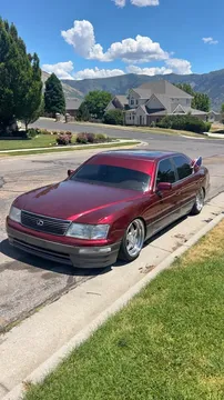 1995 Lexus LS 400 Sedan 4D