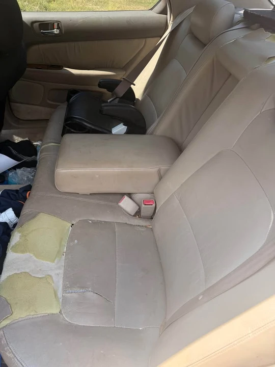 1995 Lexus LS 2nd Gen - Image 11 of 12