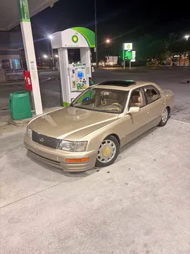 1995 Lexus LS 400 Sedan 4D