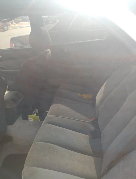 1995 Lexus LS 2nd Gen - Image 3 of 7