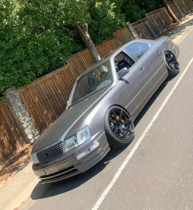 1995 Lexus LS 2nd Gen - Image 9 of 19