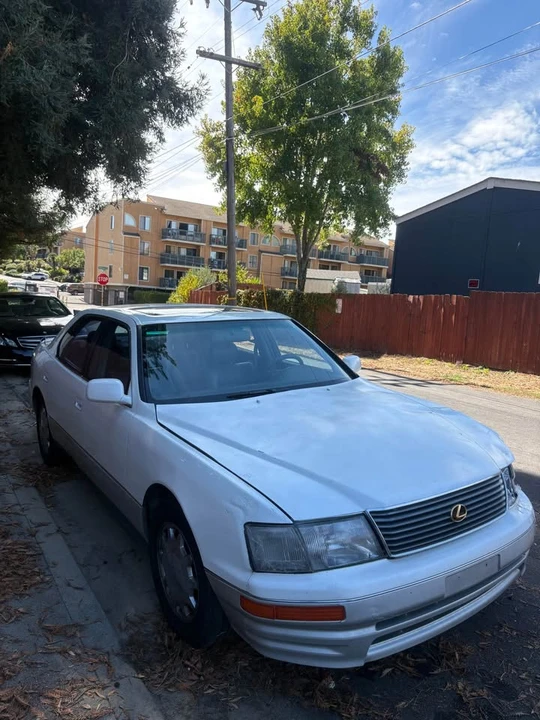 1995 Lexus LS 2nd Gen - Image 4 of 6