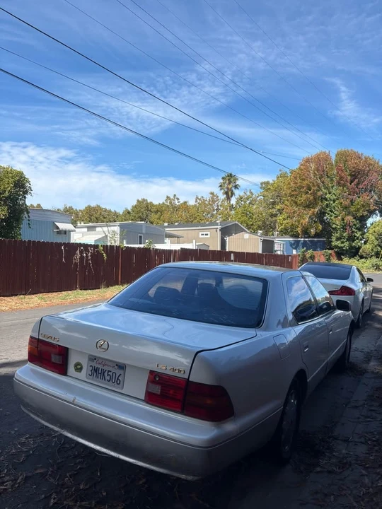 1995 Lexus LS 2nd Gen - Image 3 of 6