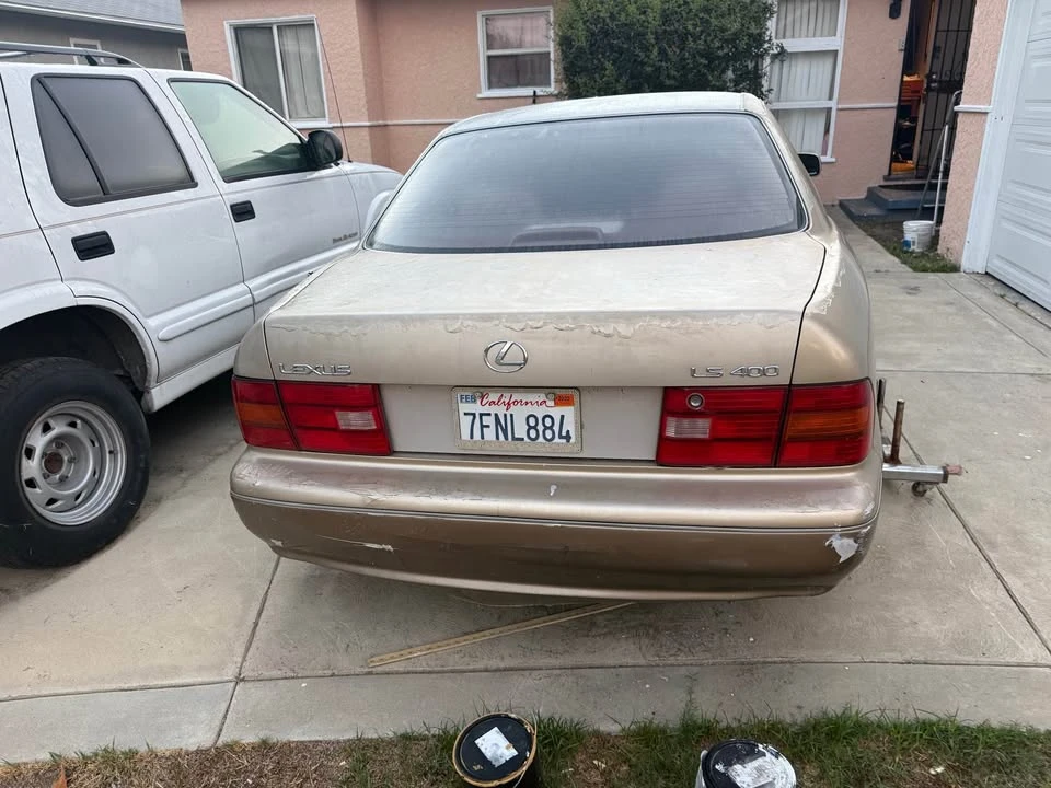 1995 Lexus LS 2nd Gen - Image 2 of 5