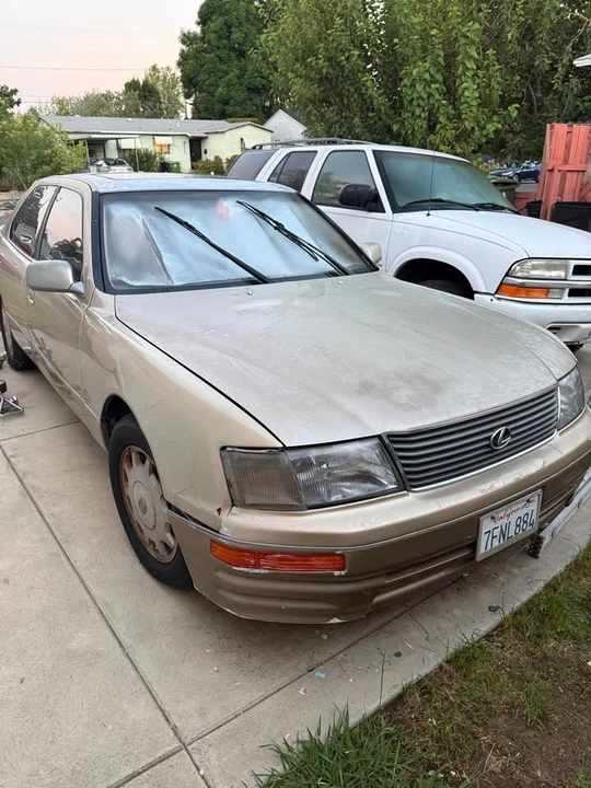 1995 Lexus LS 2nd Gen - Image 3 of 5