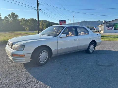 1995 Lexus LS 400 Sedan