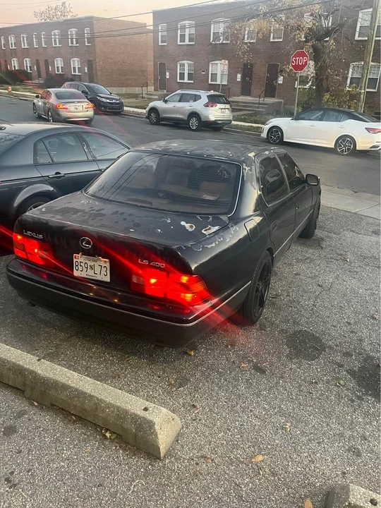 1995 Lexus LS 2nd Gen - Image 4 of 10