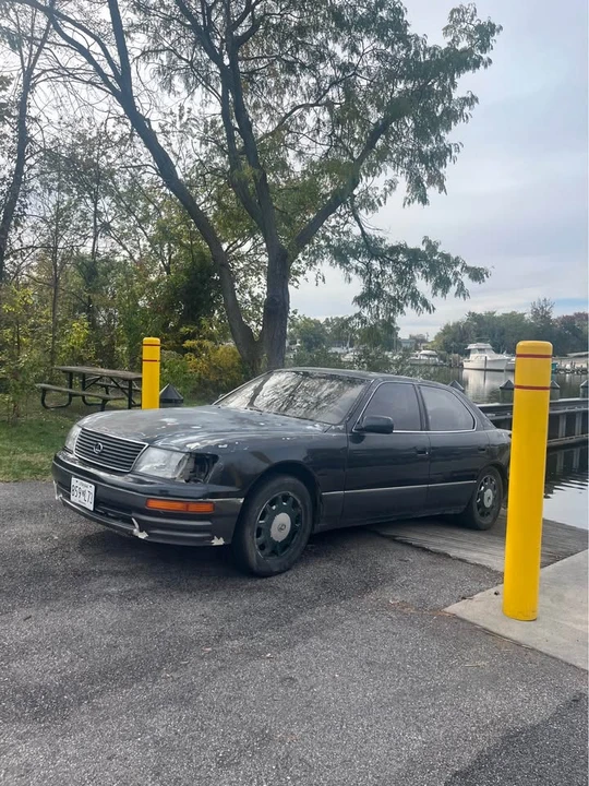 1995 Lexus LS 2nd Gen - Image 7 of 10