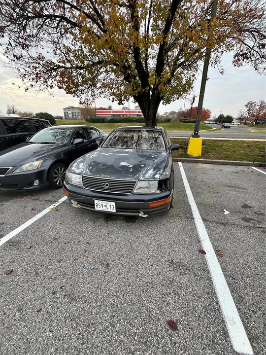 1995 Lexus LS 2nd Gen - Image 2 of 10