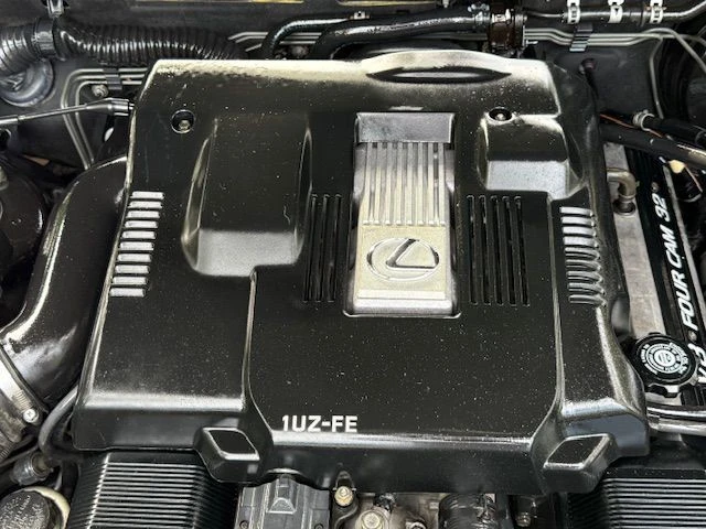 1995 Lexus LS 2nd Gen - Image 17 of 31