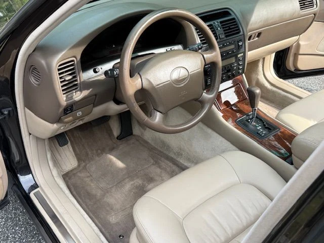 1995 Lexus LS 2nd Gen - Image 7 of 31
