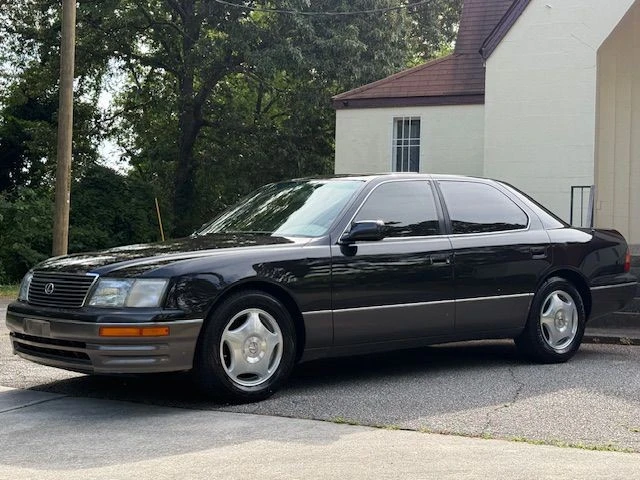 1995 Lexus LS 2nd Gen - Image 2 of 31