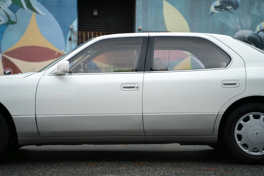 1995 Lexus LS 2nd Gen - Image 31 of 31
