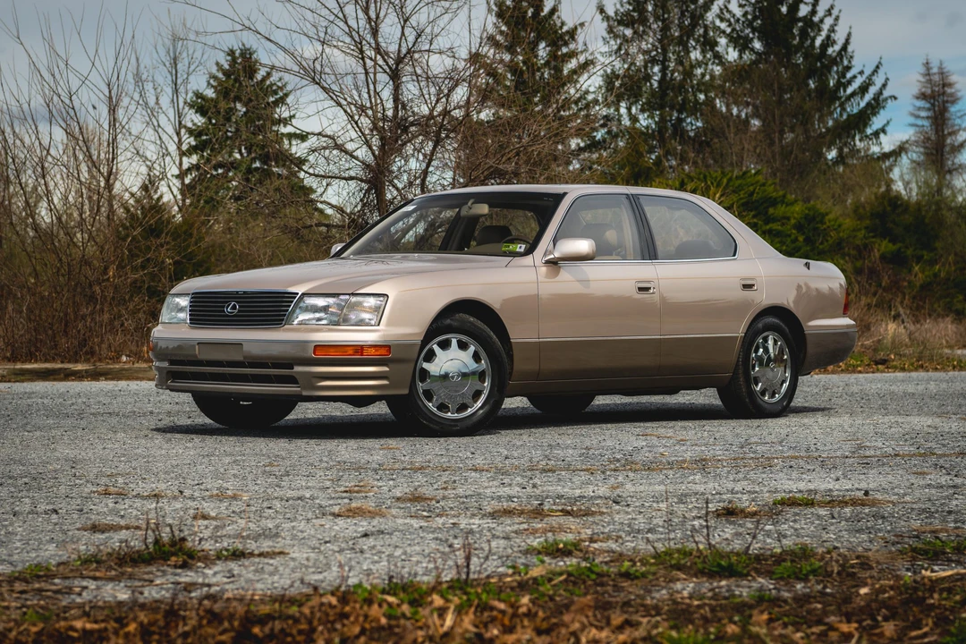 1995 Lexus LS 2nd Gen - Image 8 of 31