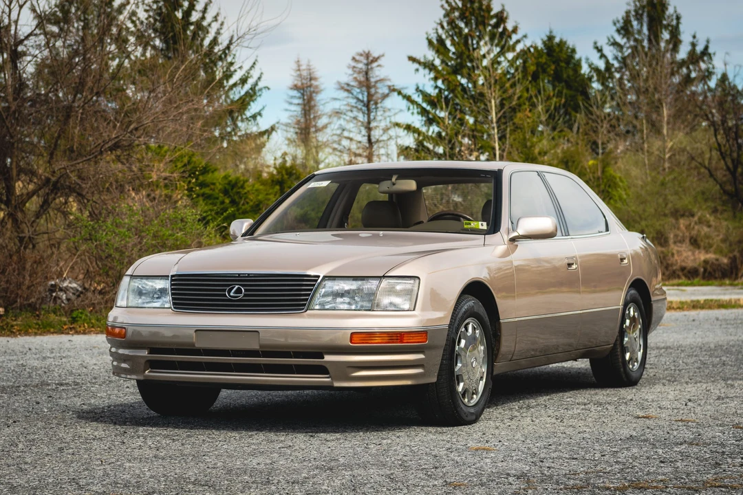 1995 Lexus LS 2nd Gen - Image 4 of 31