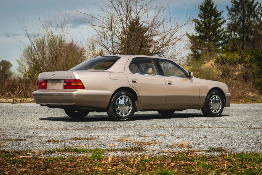 1995 Lexus LS 2nd Gen - Image 29 of 31