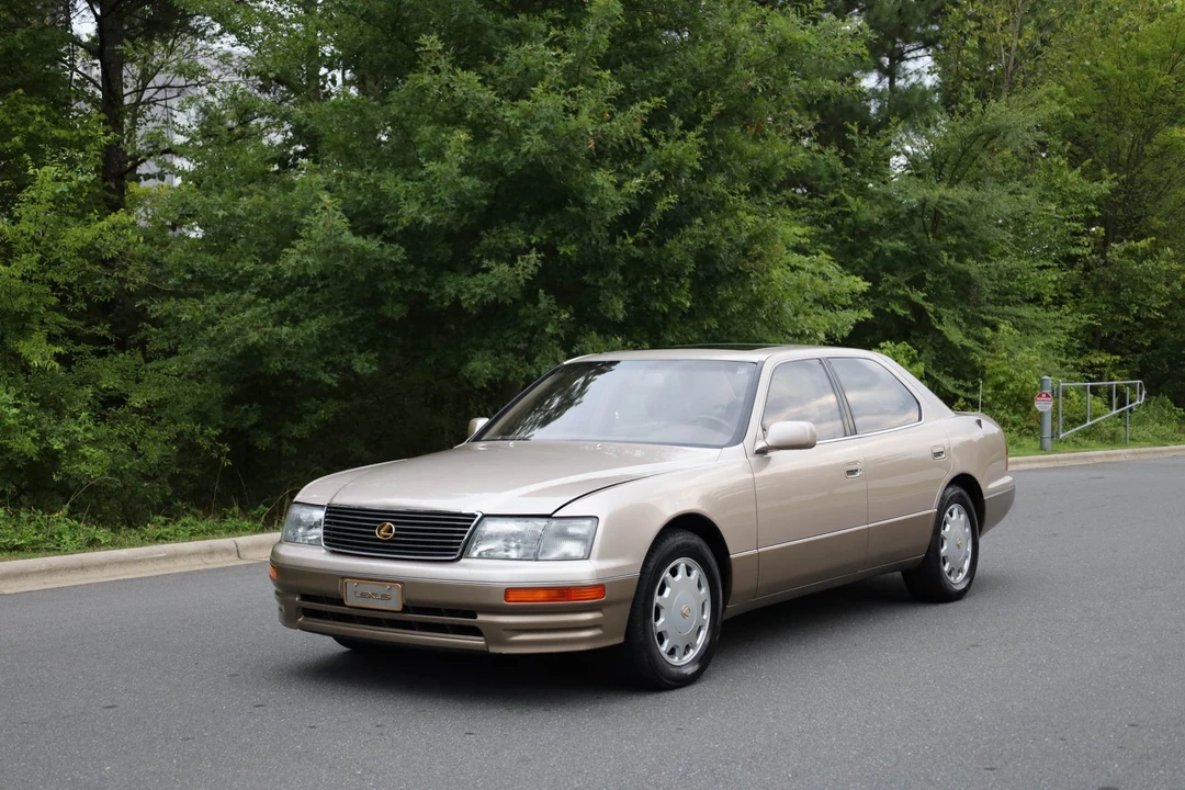 1995 Lexus LS 2nd Gen - Image 4 of 31