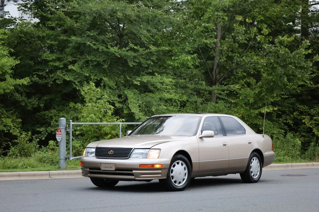 1995 Lexus LS 2nd Gen - Image 6 of 31