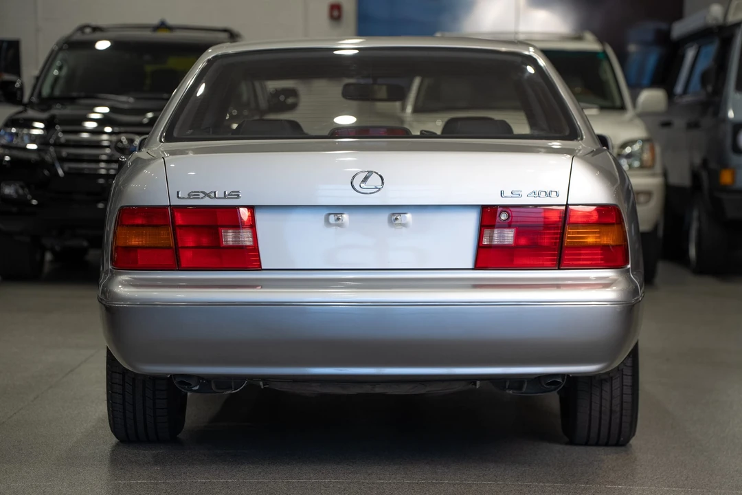 1995 Lexus LS 2nd Gen - Image 6 of 31