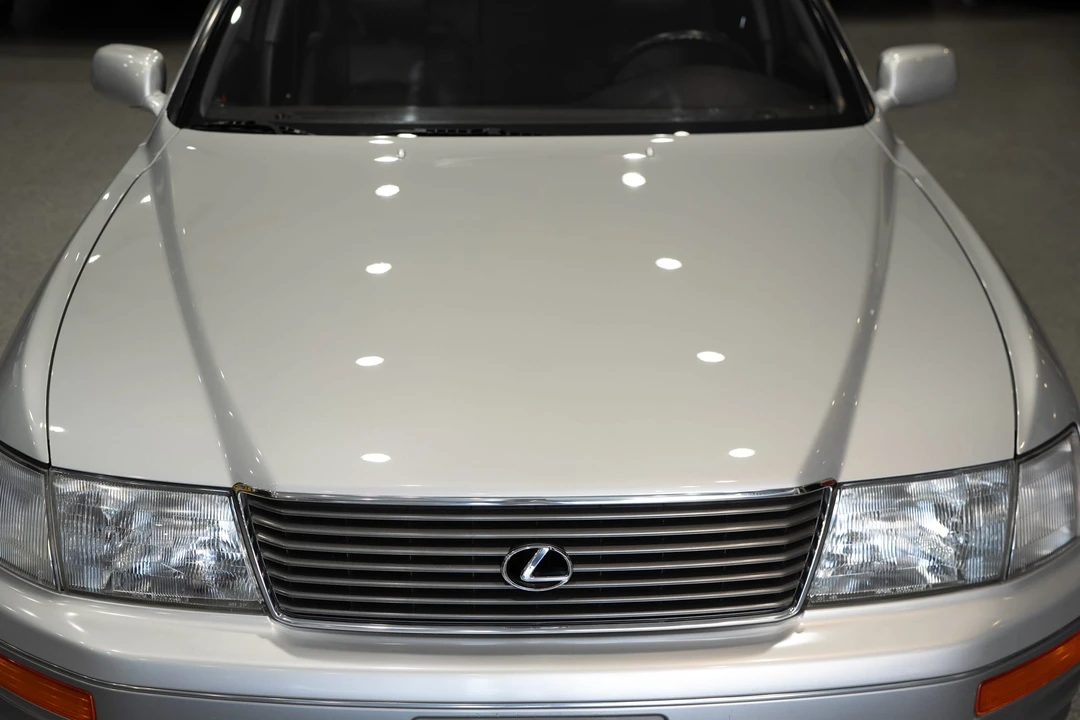1995 Lexus LS 2nd Gen - Image 16 of 31